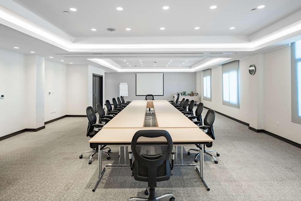 Park Inn By Radisson Jubail Industrial City Ανέσεις φωτογραφία